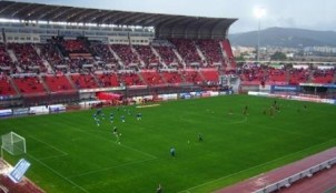 Ono%20Estadi4_75_port_sobretitular.jpg