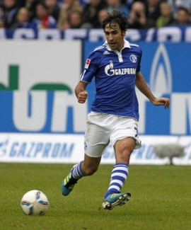 الصحف الالمانية تصف راؤول بالكاذب   Raul,%20schalke%2004,%20alemania,%20int_29_ampliada