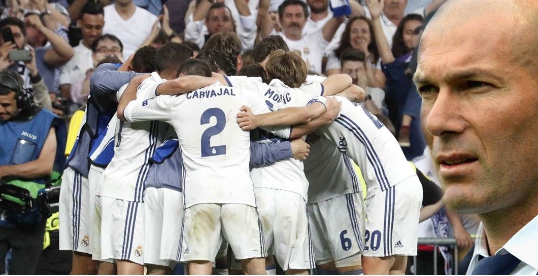 Montaje Zinedine Zidane y piña jugadores