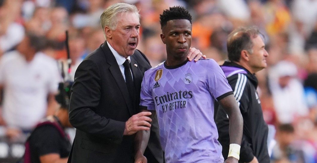 Carlo Ancelotti y Vinicius