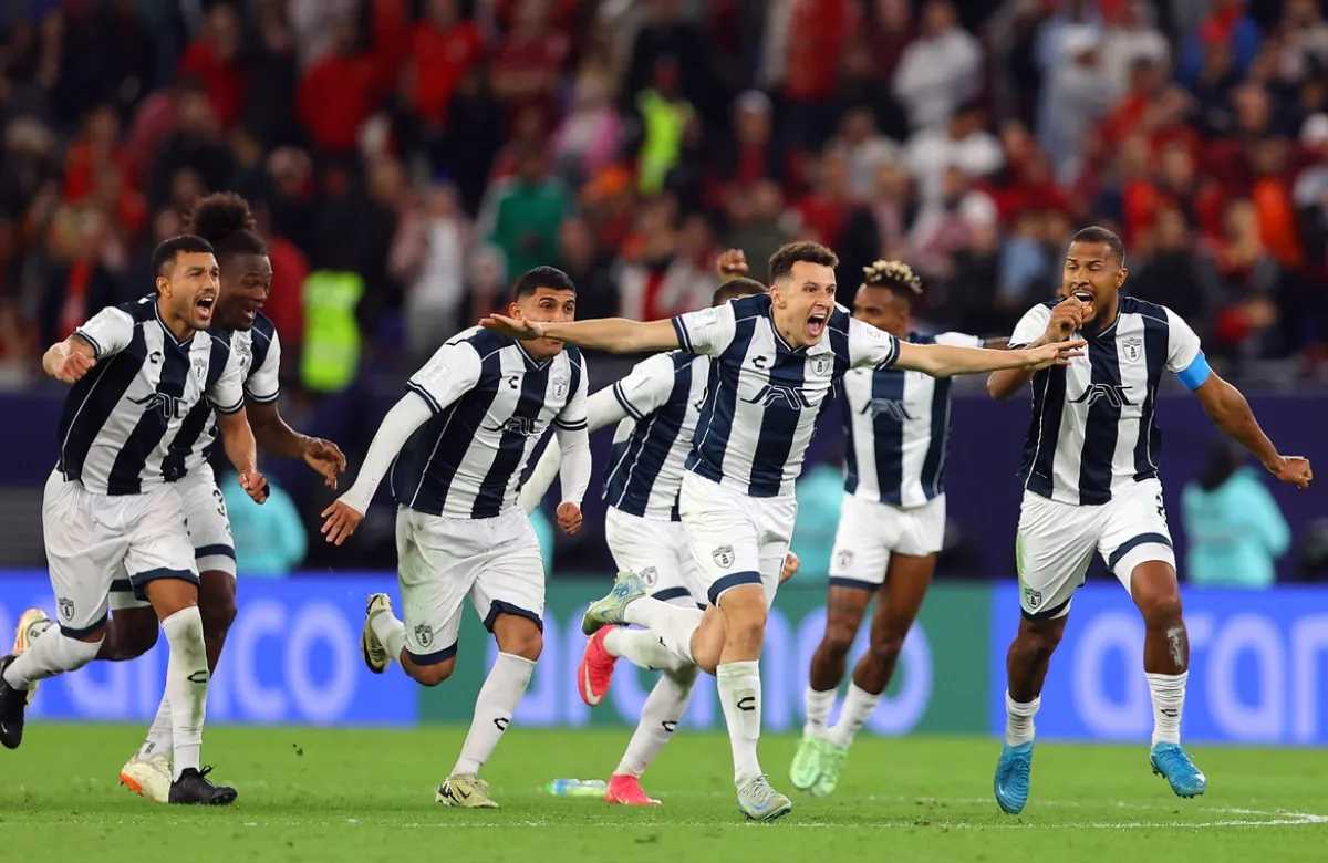 Jugadores del Pachuca, celebrando el pase a la final de la Copa Intercontinental.