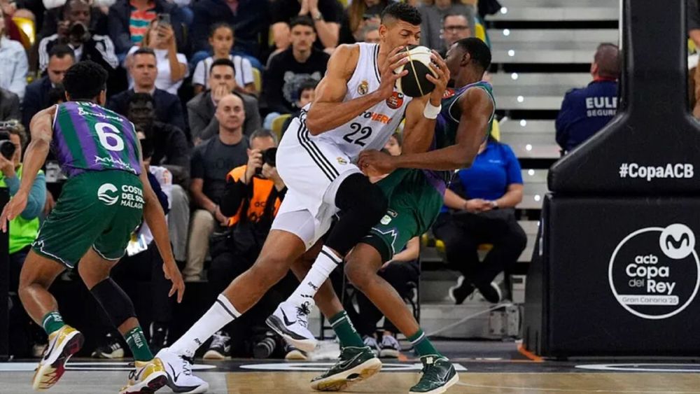 Walter Tavares, en una jugada de ataque del Madrid. Walter Tavares, en una jugada de ataque del Madrid.