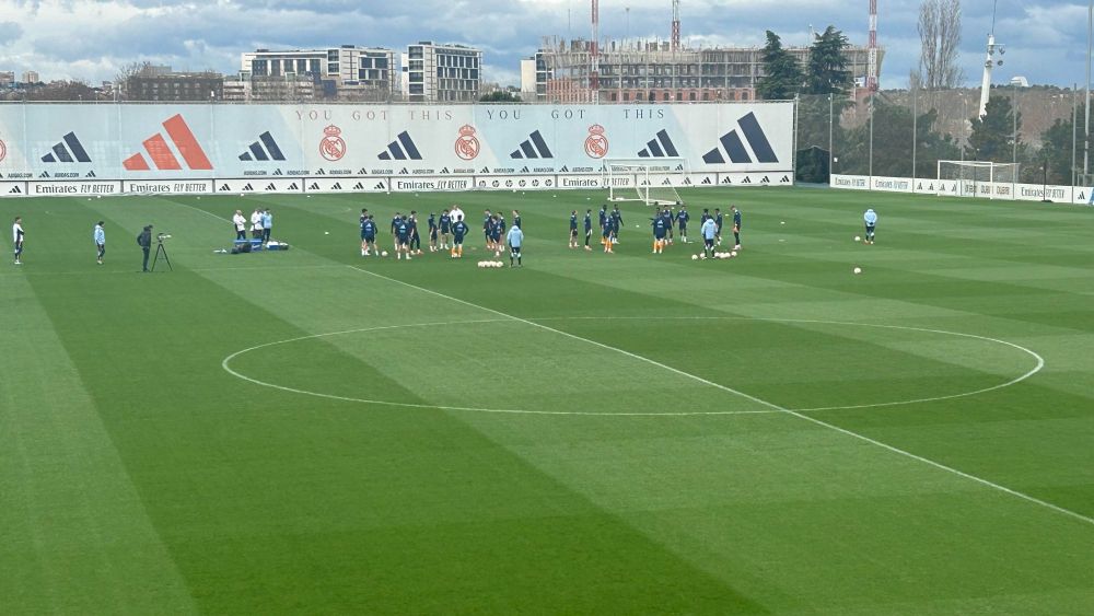 Real Madrid Entrenamiento Courtois Mbappé Real Madrid Entrenamiento Courtois Mbappé