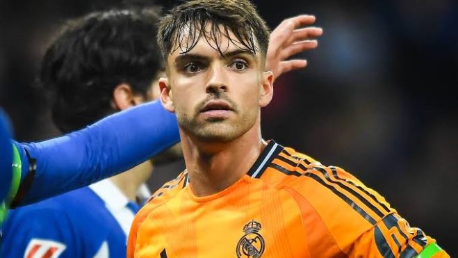 Raúl Asencio durante un partido con el Real Madrid. Raúl Asencio durante un partido con el Real Madrid.