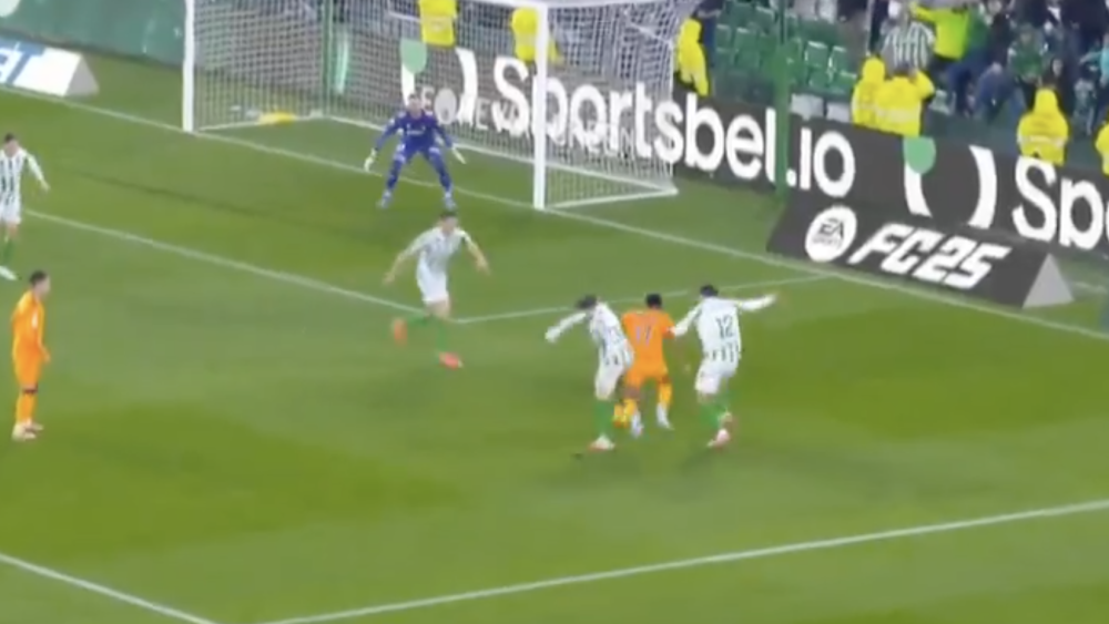 Pedía penalti Rodrygo