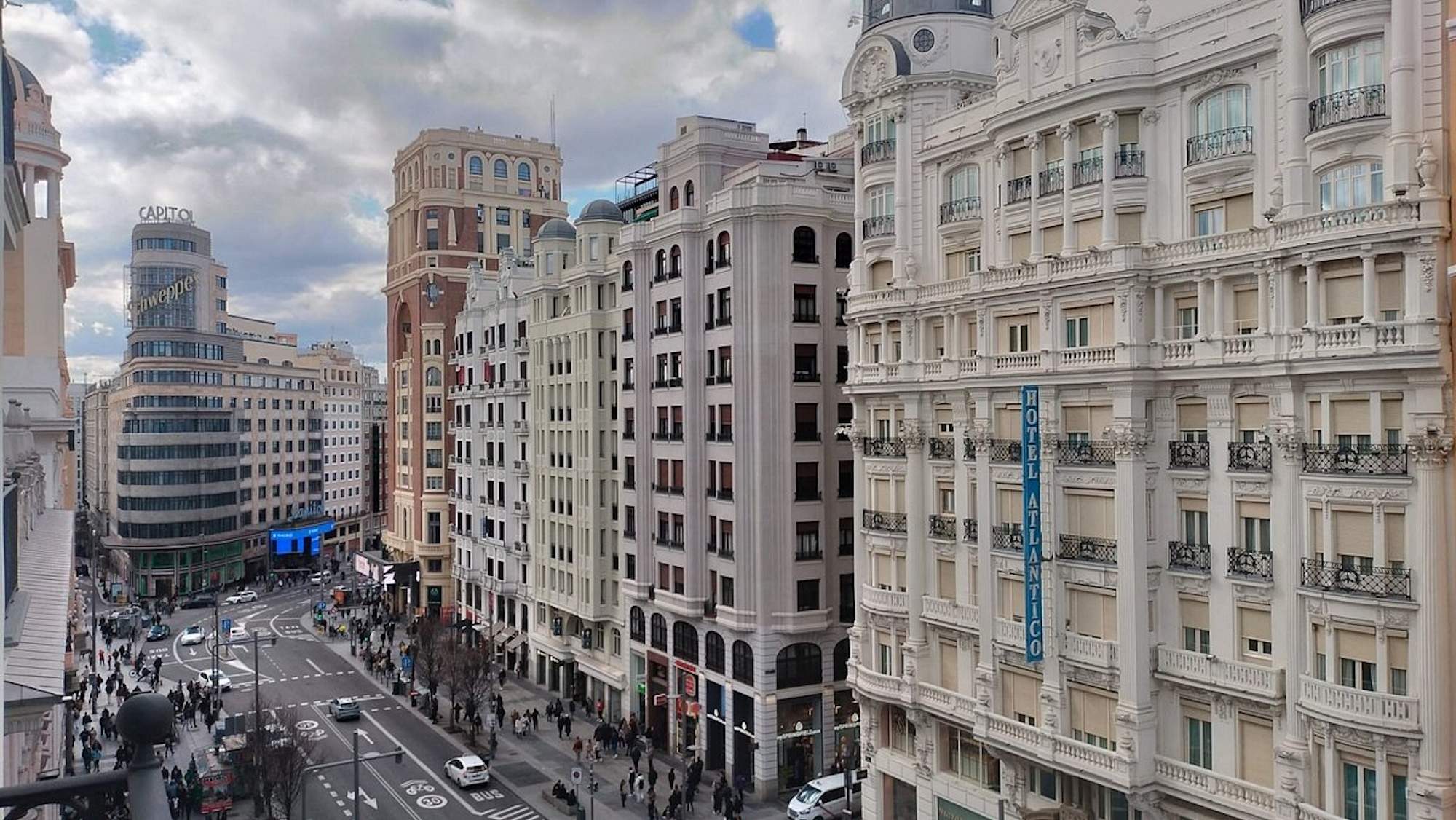 Gran vía de Madrid, tiempo AEMET en Semana Santa