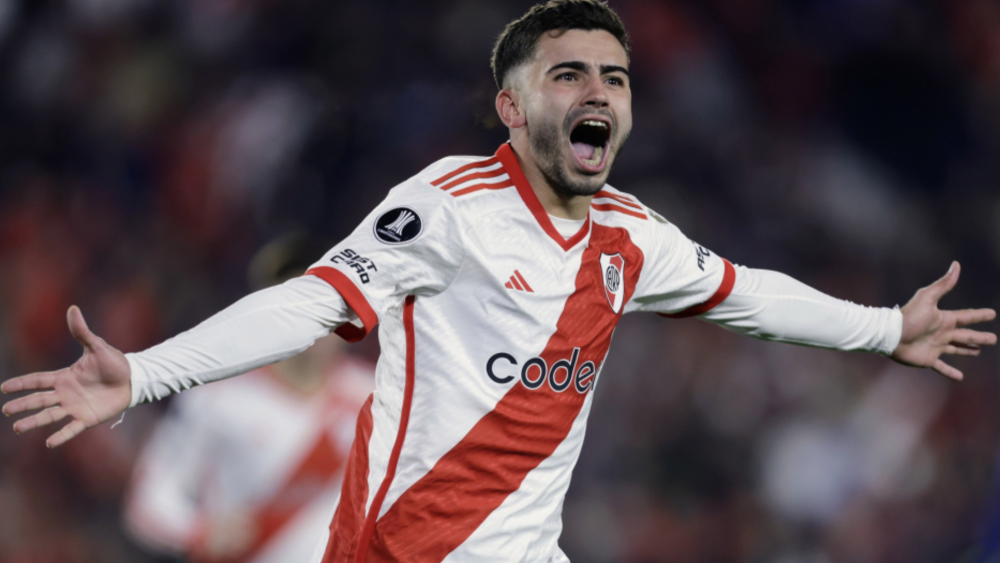 Santiago Simón con River Plate esta temporada