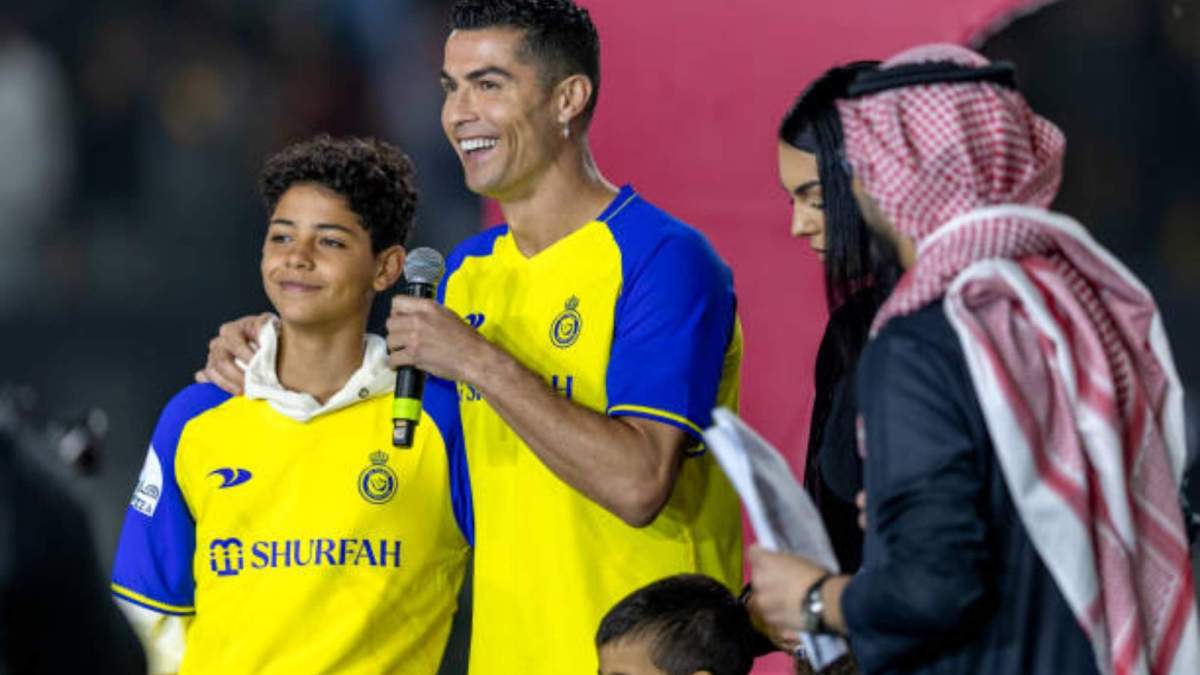 El hijo de Cristiano Ronaldo tiene una gran decisión por delante.  El hijo de Cristiano Ronaldo tiene una gran decisión por delante.