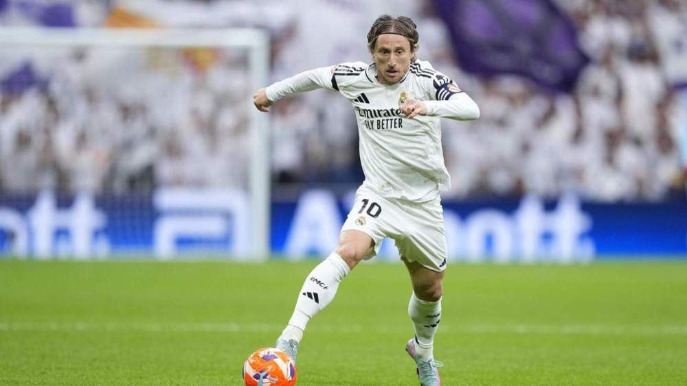 Luka Modric apunta a la titularidad contra el Arsenal después de la baja por sanción de Aurelién Tchoaumeni.