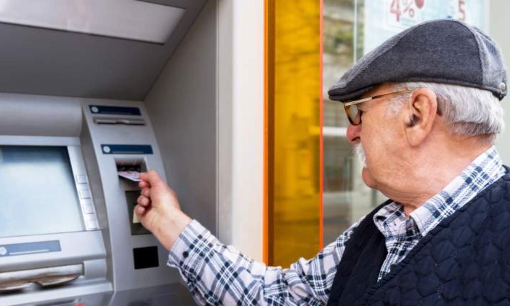 Las pensiones se cobran a finales de abril.