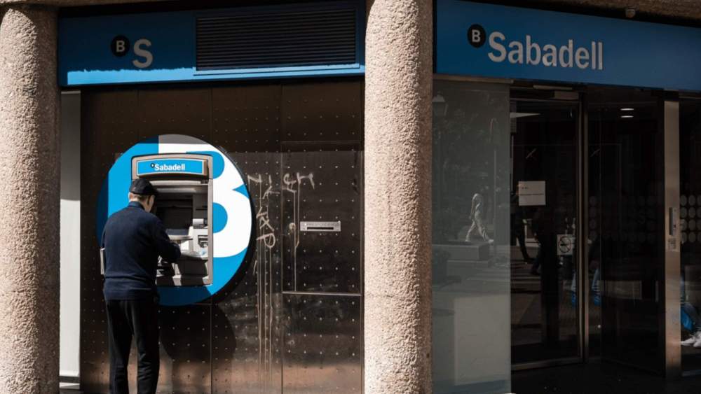 Oficina del Banco Sabadell en Madrid. Oficina del Banco Sabadell en Madrid.