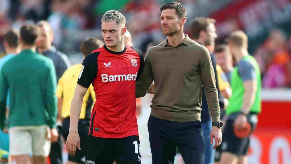 Florian Wirtz, con Xabi Alonso, que podría ser clave para que el futbolista se decantara por su próximo destino. Florian Wirtz, con Xabi Alonso, que podría ser clave para que el futbolista se decantara por su próximo destino.