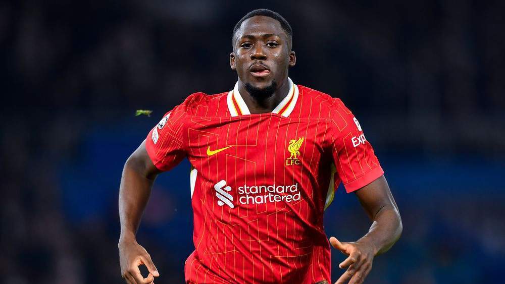 Konaté jugando con el Liverpool Konaté jugando con el Liverpool