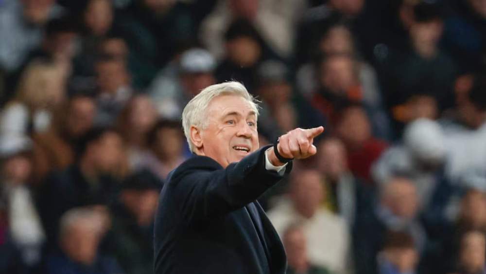 carlo ancelotti da indicaciones