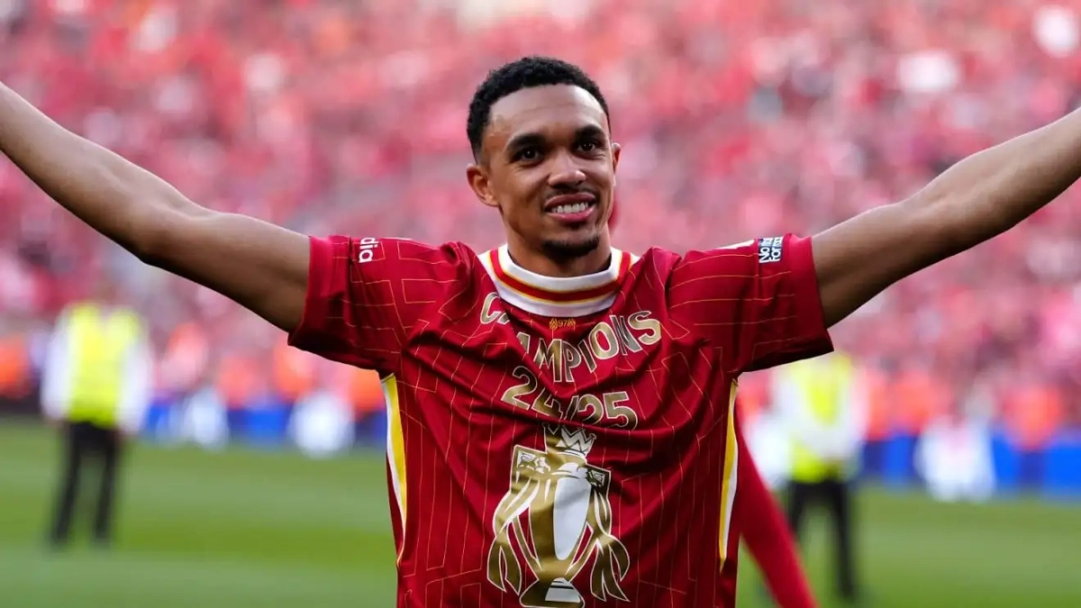 Trent Alexander Arnold celebrando la última liga del Liverpool