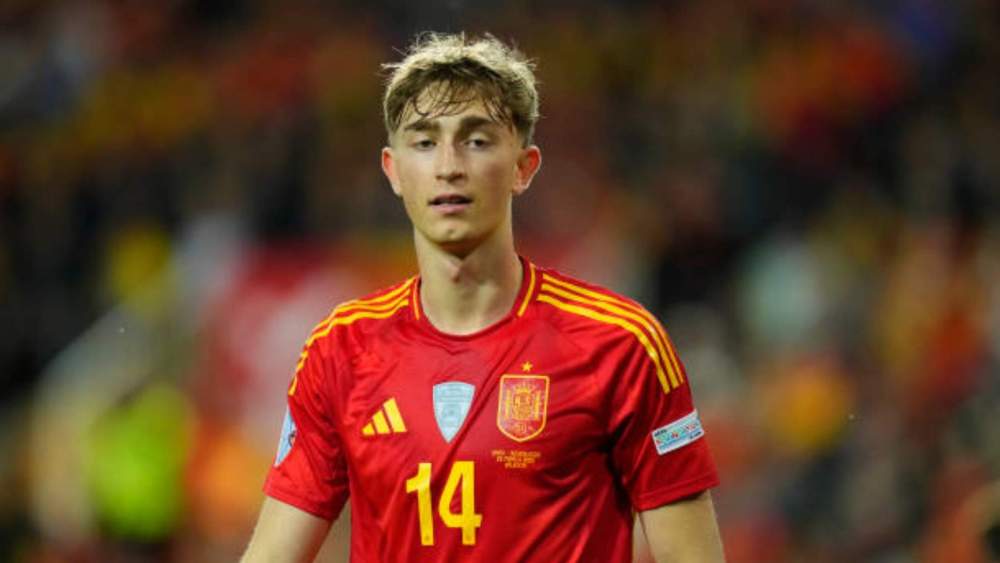 Dean Huijsen se acerca cada vez más al Real Madrid. 