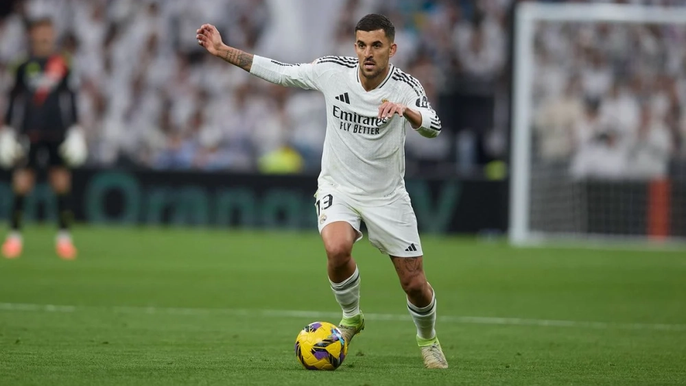 Dani Ceballos conduciendo el balón durante un partido de esta temporada Dani Ceballos conduciendo el balón durante un partido de esta temporada