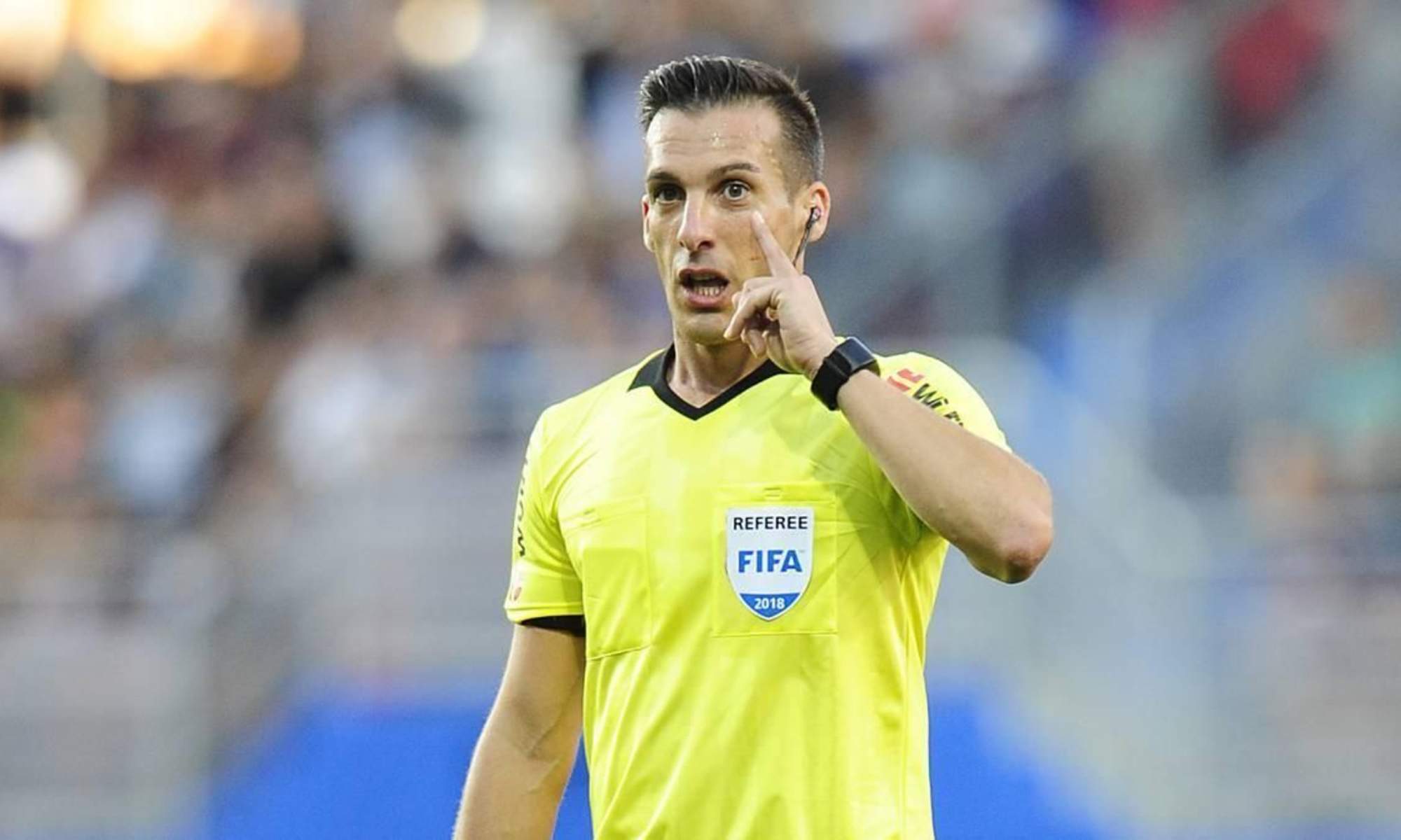 Xavier Estrada Fernández vuelve a la carga contra Enríquez Negreira, denunciando su poder omnímodo en el aspecto arbitral.