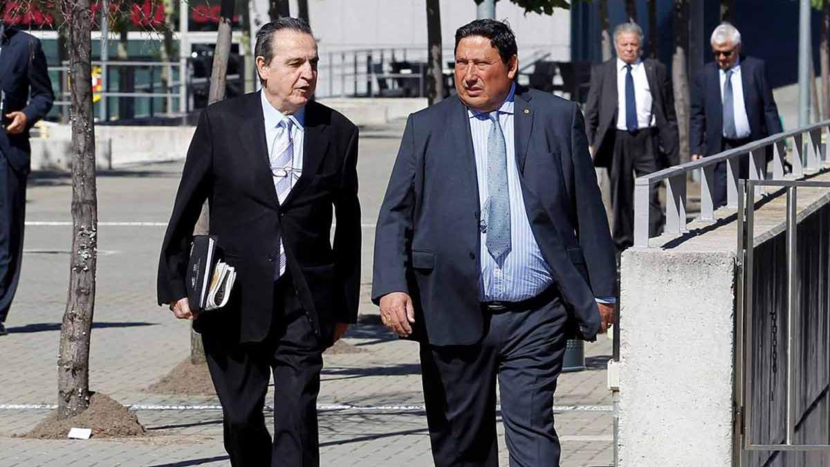 José María Enríquez Negreira, junto al que fuera presidente del Comité Técnico de Árbitros (CTA), Victoriano Sánchez Arminio.