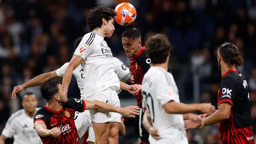 Vallejo en una intervención durante el partido ante el Mallorca
