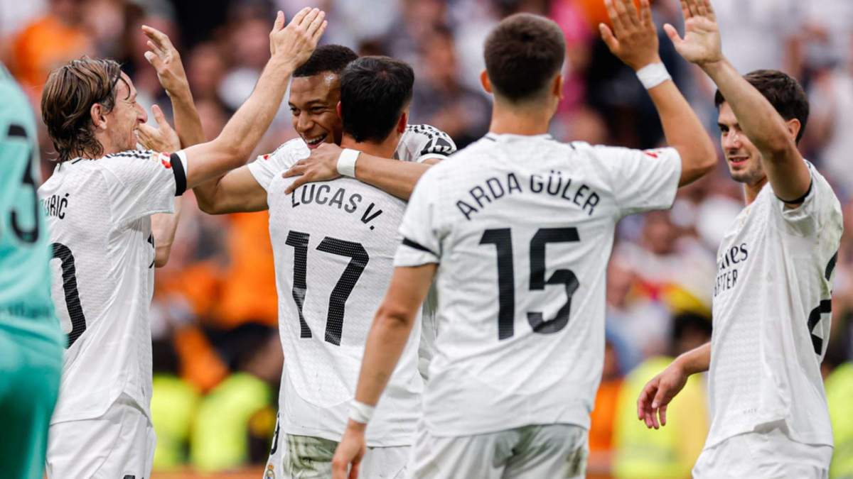Mbappé celebrando su gol en la tarde de hoy (1) Mbappé celebrando su gol en la tarde de hoy (1)
