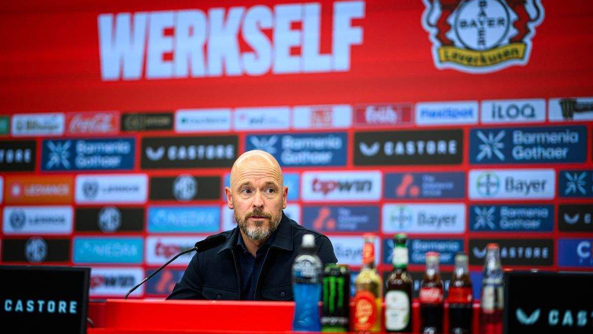 Erik Ten Hag durante su presentación con el Bayer Leverkusen
