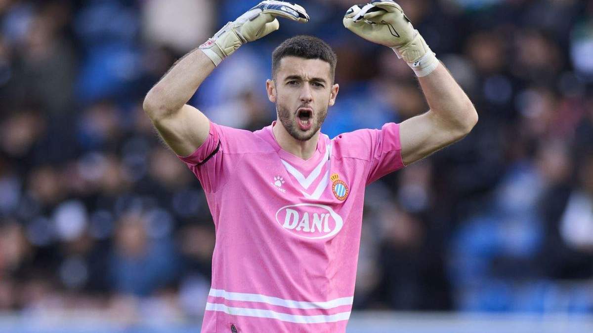Joan García en un partido con el RCD Espanyol
