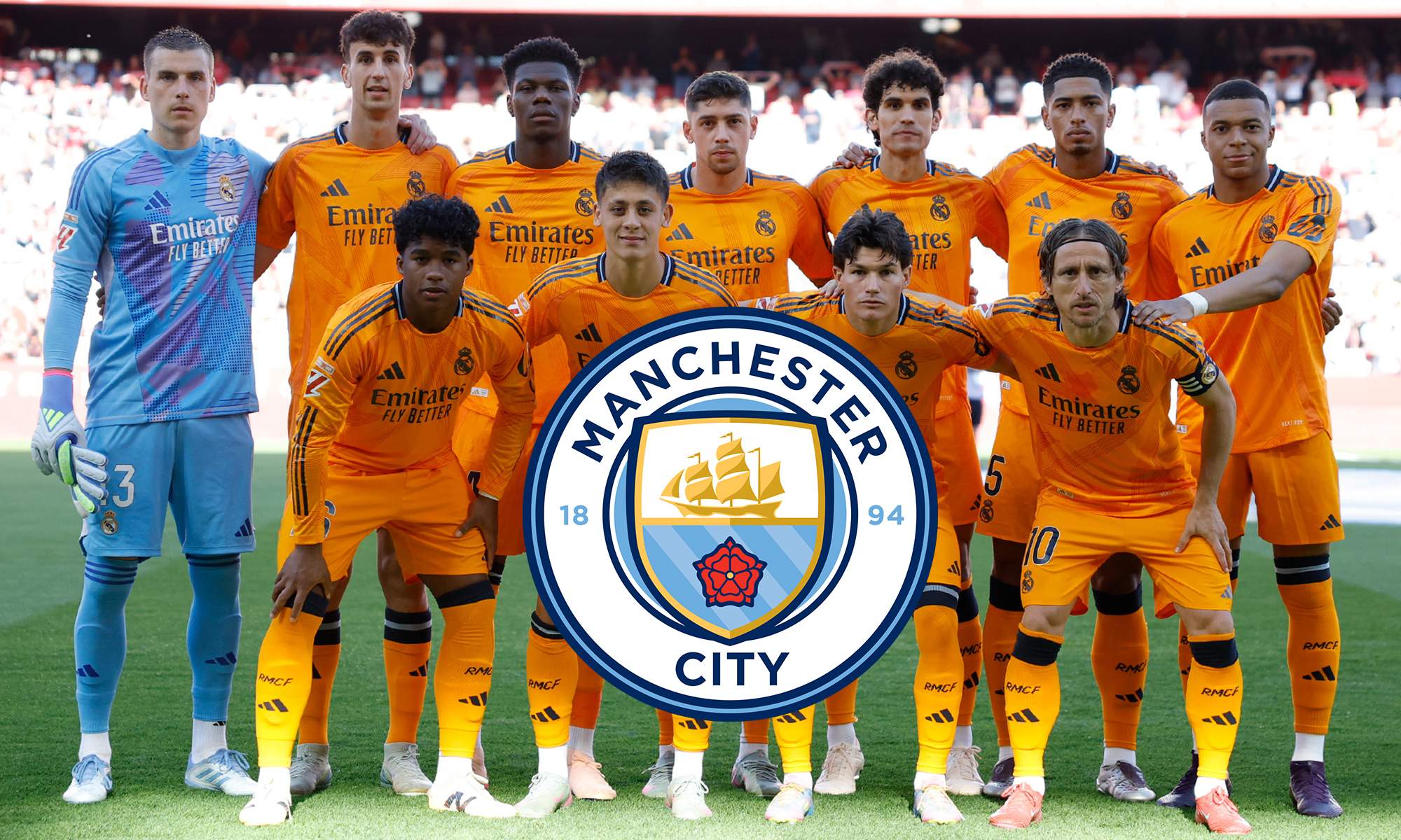 Jugadores del Real Madrid y el escudo del Manchester City. 