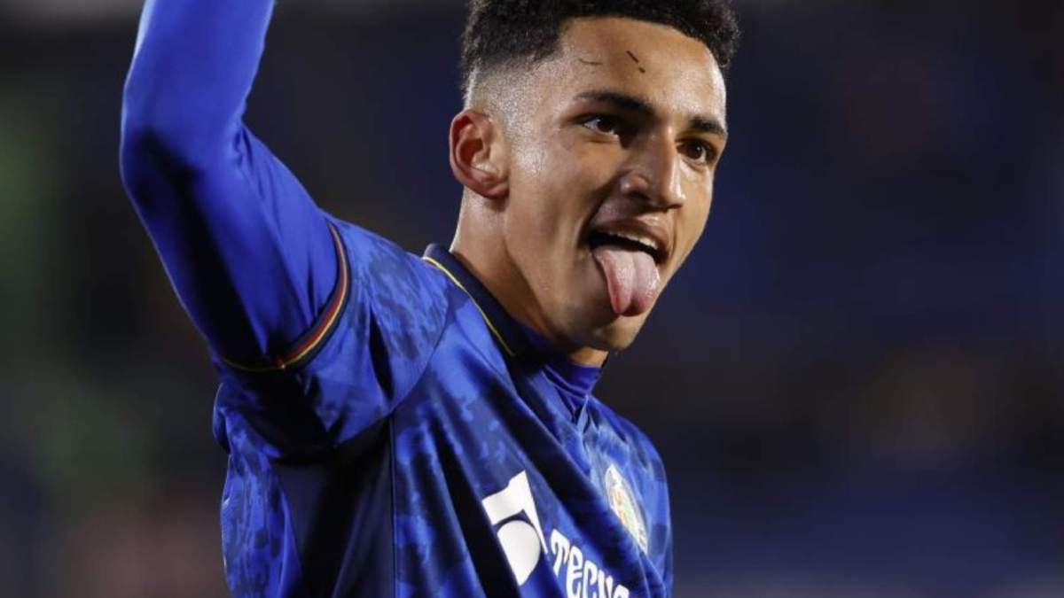 Álvaro Rodríguez celebrando un gol con el Getafe