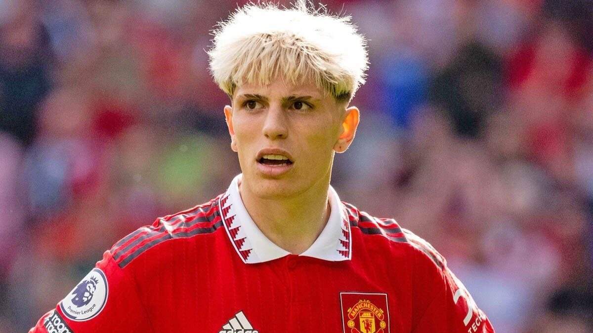 Alejandro Garnacho durante un partido con el Manchester United