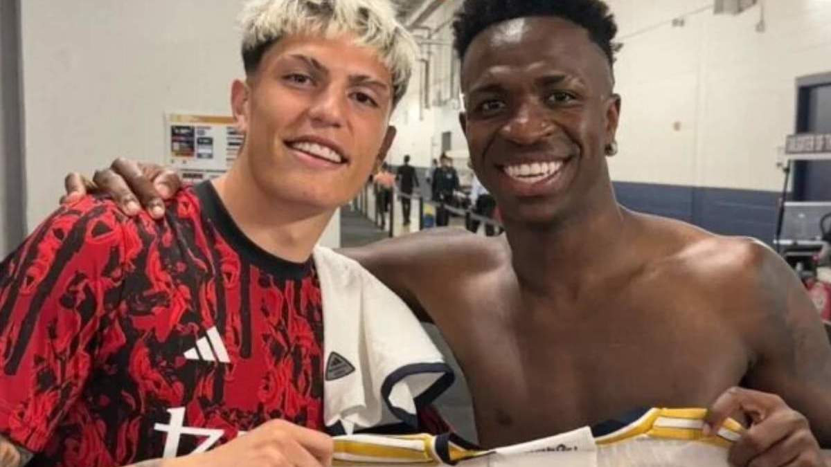 Garnacho y Vinicius después de un Manchester United Real Madrid