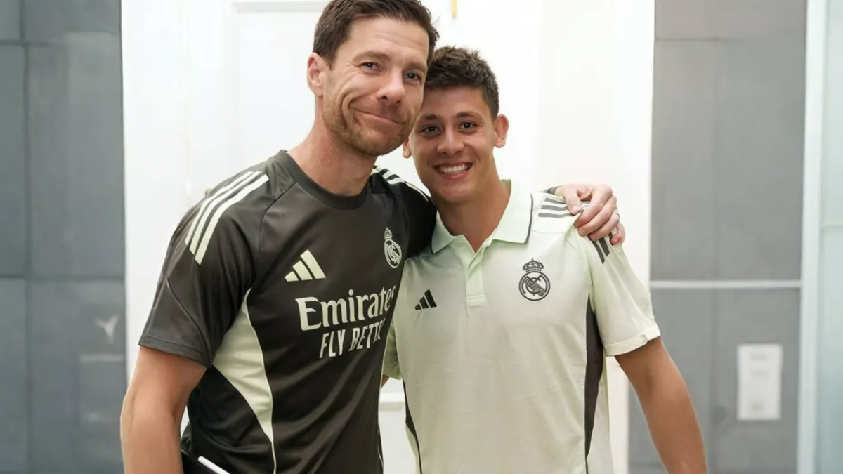 Xabi Alonso y Arda Güler