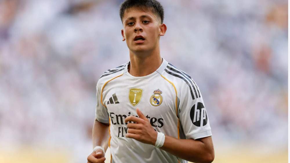 Arda Güler durante el Real Madrid Al Hilal Arda Güler durante el Real Madrid Al Hilal