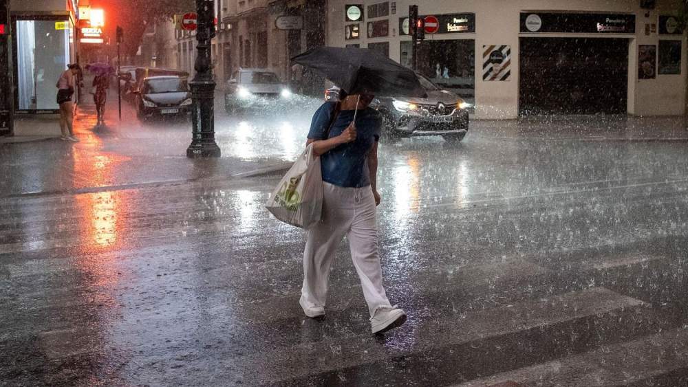 AEMET lanza el aviso por tormentas AEMET lanza el aviso por tormentas