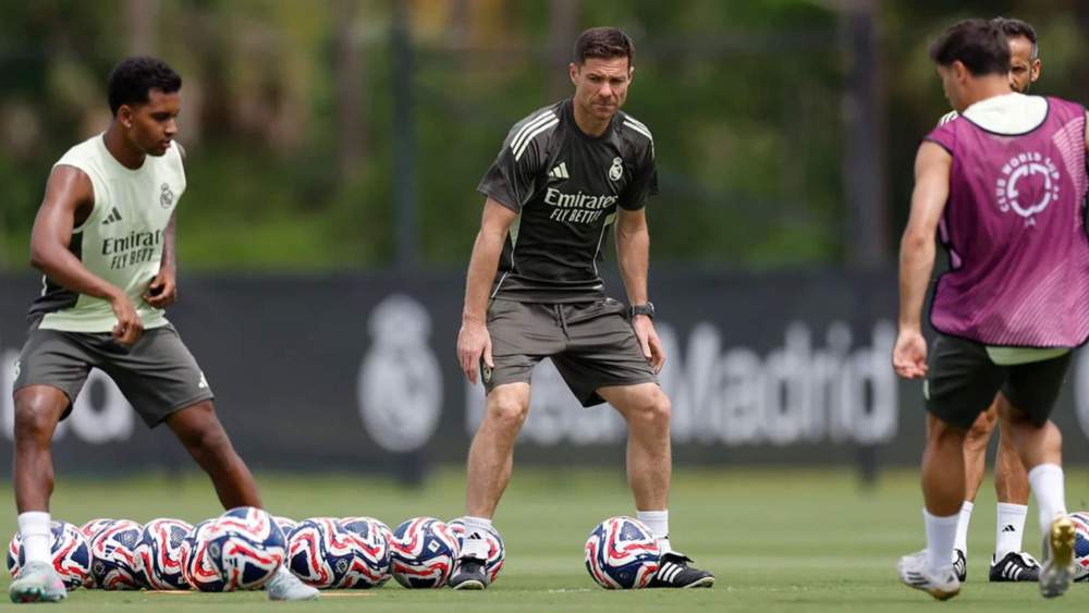 entrenamiento real madrid sabado