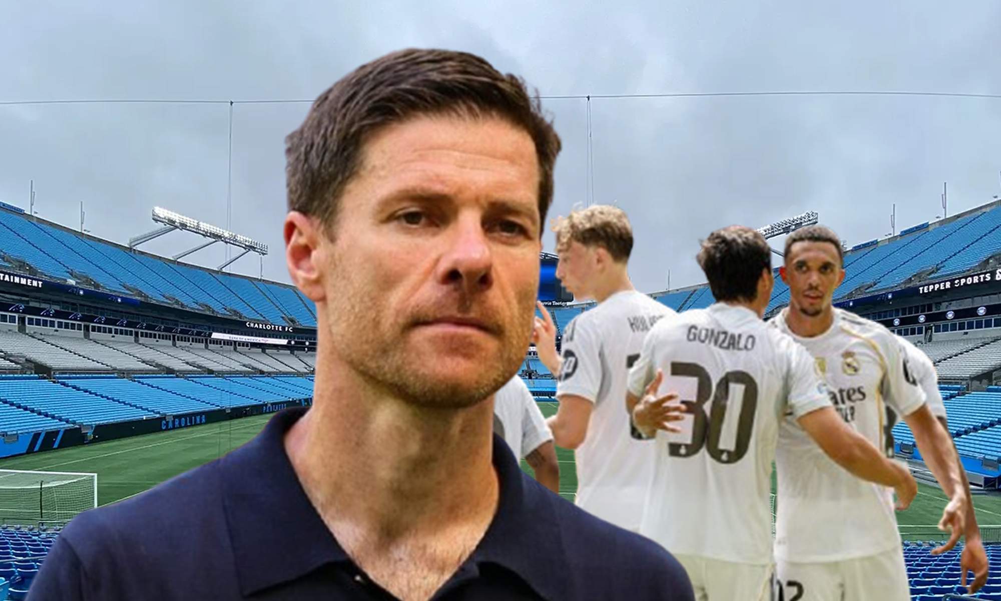 Xabi Alonso, jugadores del Real Madrid y el Bank of America Stadium de Charlotte.