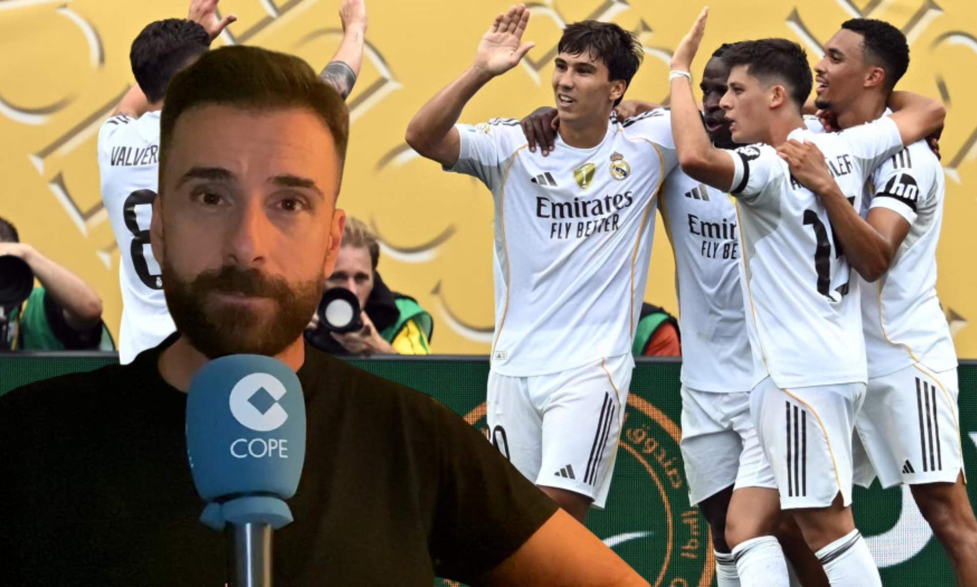 Rubén Martín señala a un jugador del Real Madrid