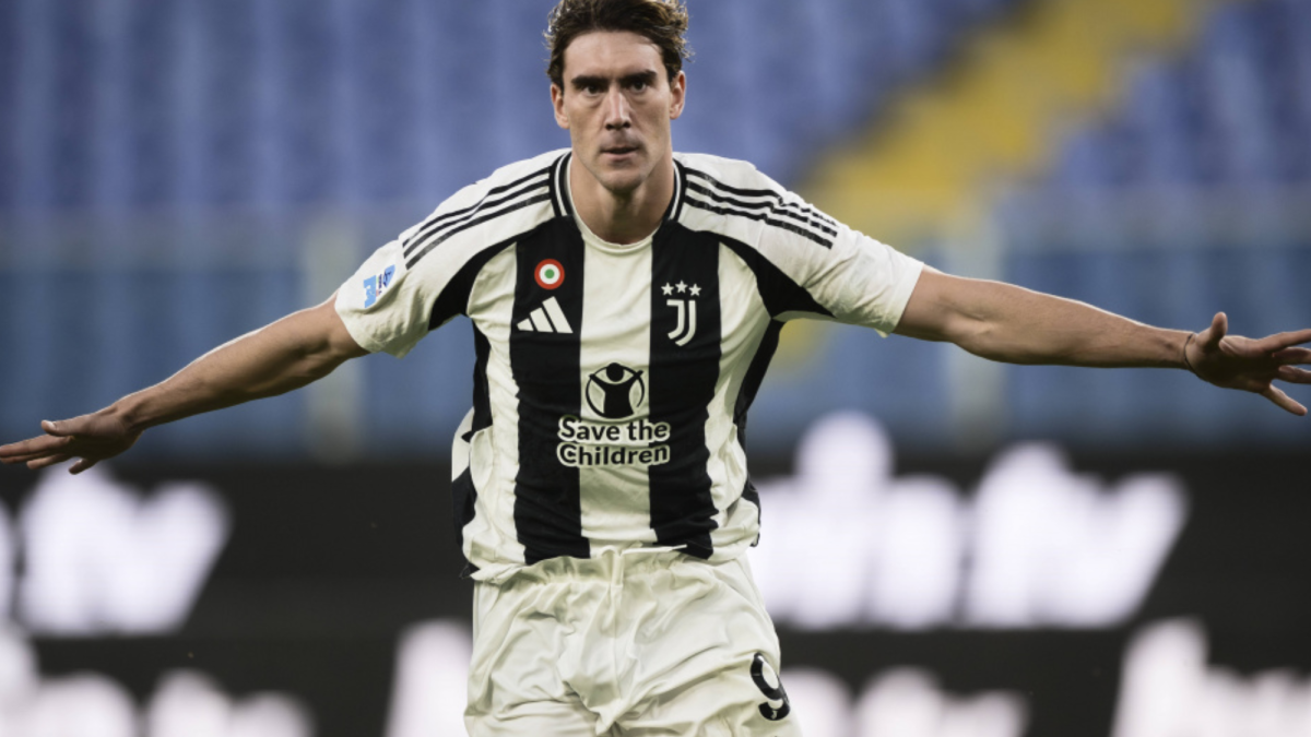 Dusan Vlahovic en un partido con el Juventus de Turín