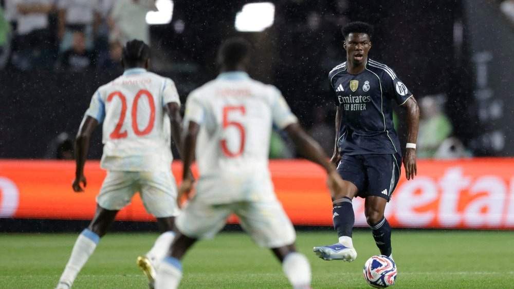 Tchouaméni ante el Salzburgo Tchouaméni ante el Salzburgo