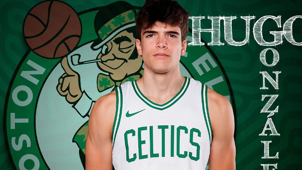 Hugo González con los Celtics