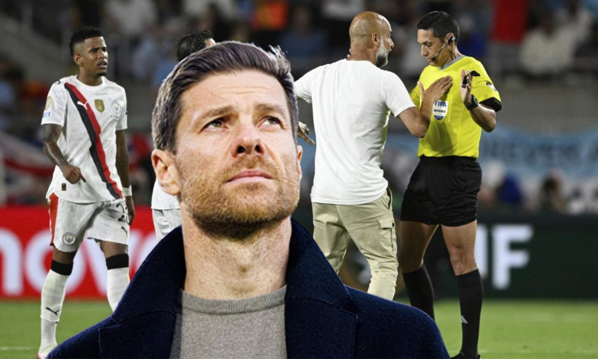 Xabi Alonso y una foto de Pep Guardiola protestando al árbitro del partido.