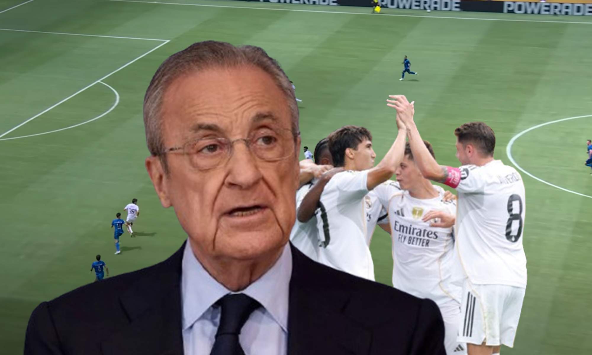 Florentino Pérez y los jugadores del Real Madrid celebrando un gol. 