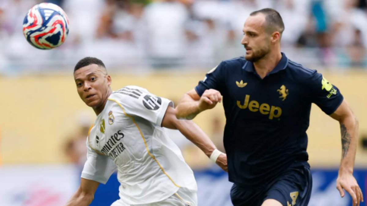 Mbappé durante el partido ante la Juventus de Turín
