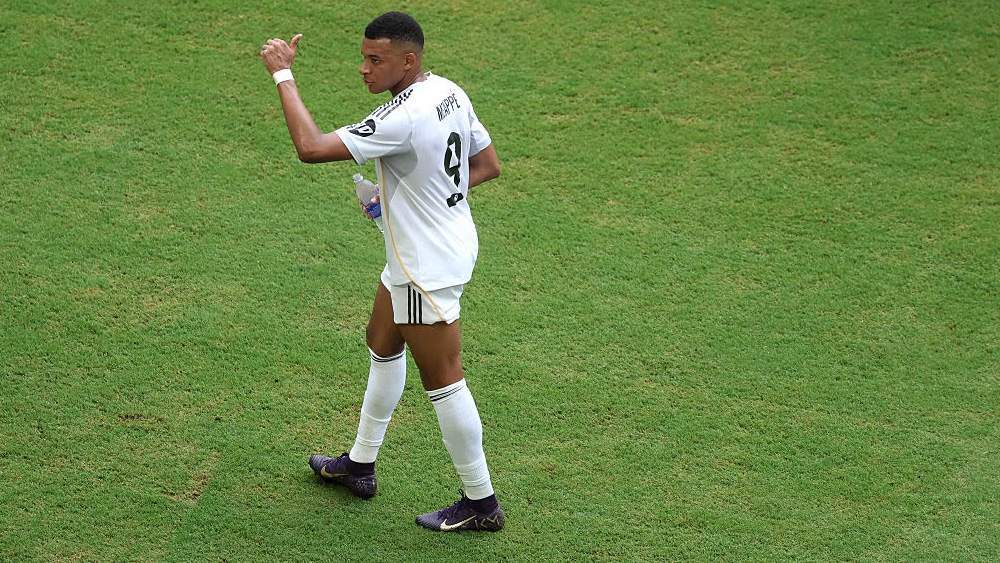 Mbappé ante la Juventus