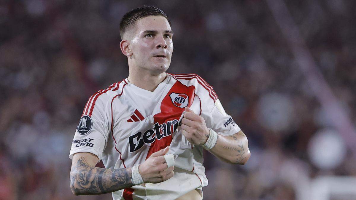 franco mastantuono jugador river plate argentina franco mastantuono jugador river plate argentina