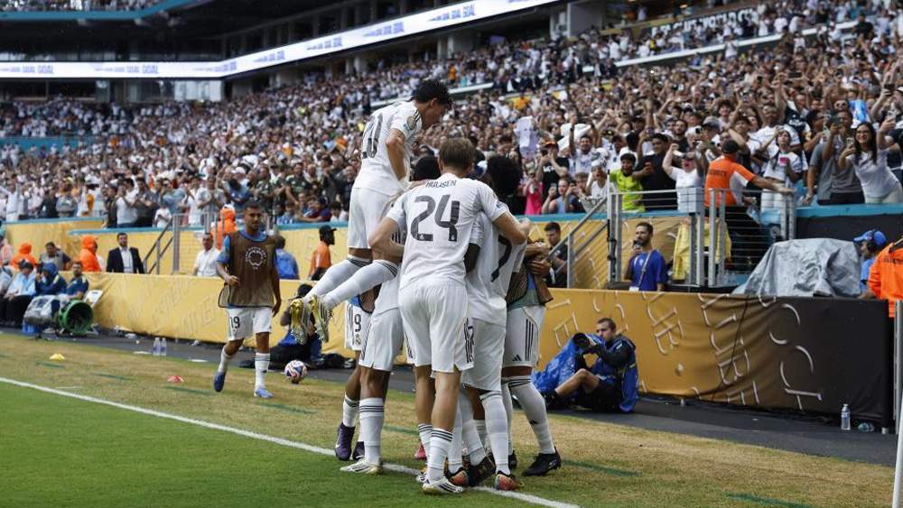 Real Madrid celebrando gol Real Madrid celebrando gol