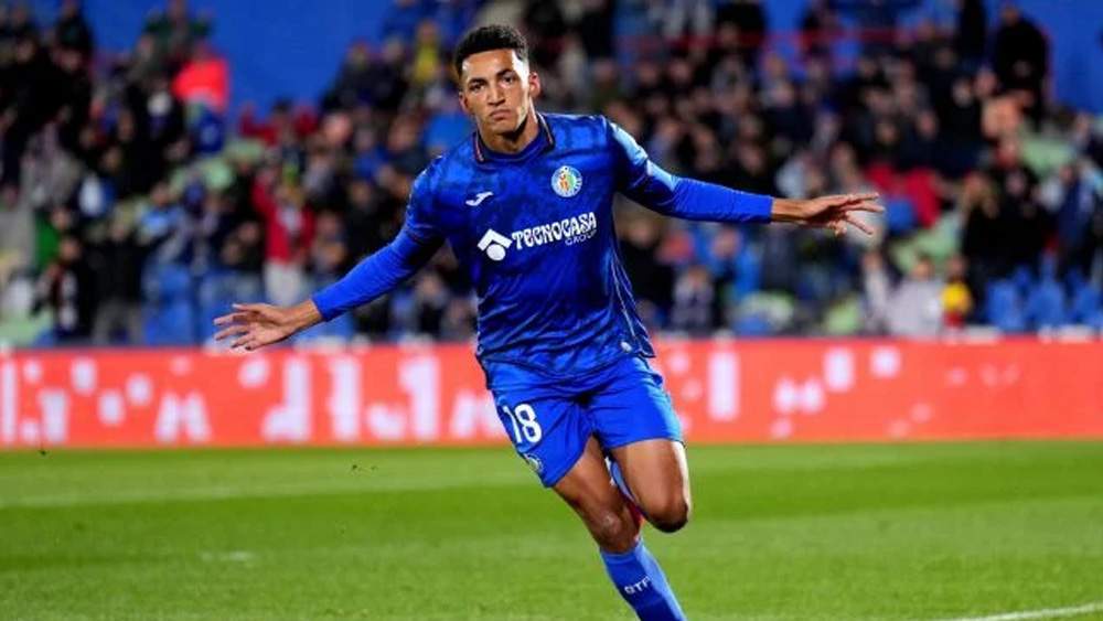 Álvaro Rodríguez jugando con el Getafe Álvaro Rodríguez jugando con el Getafe