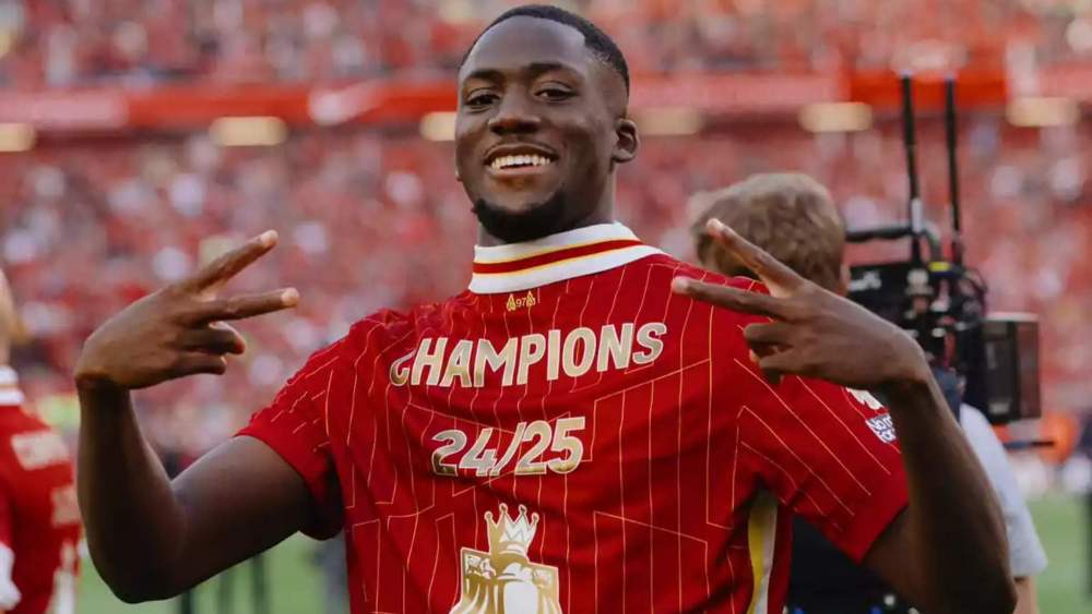 ibrahima konate celebra premier