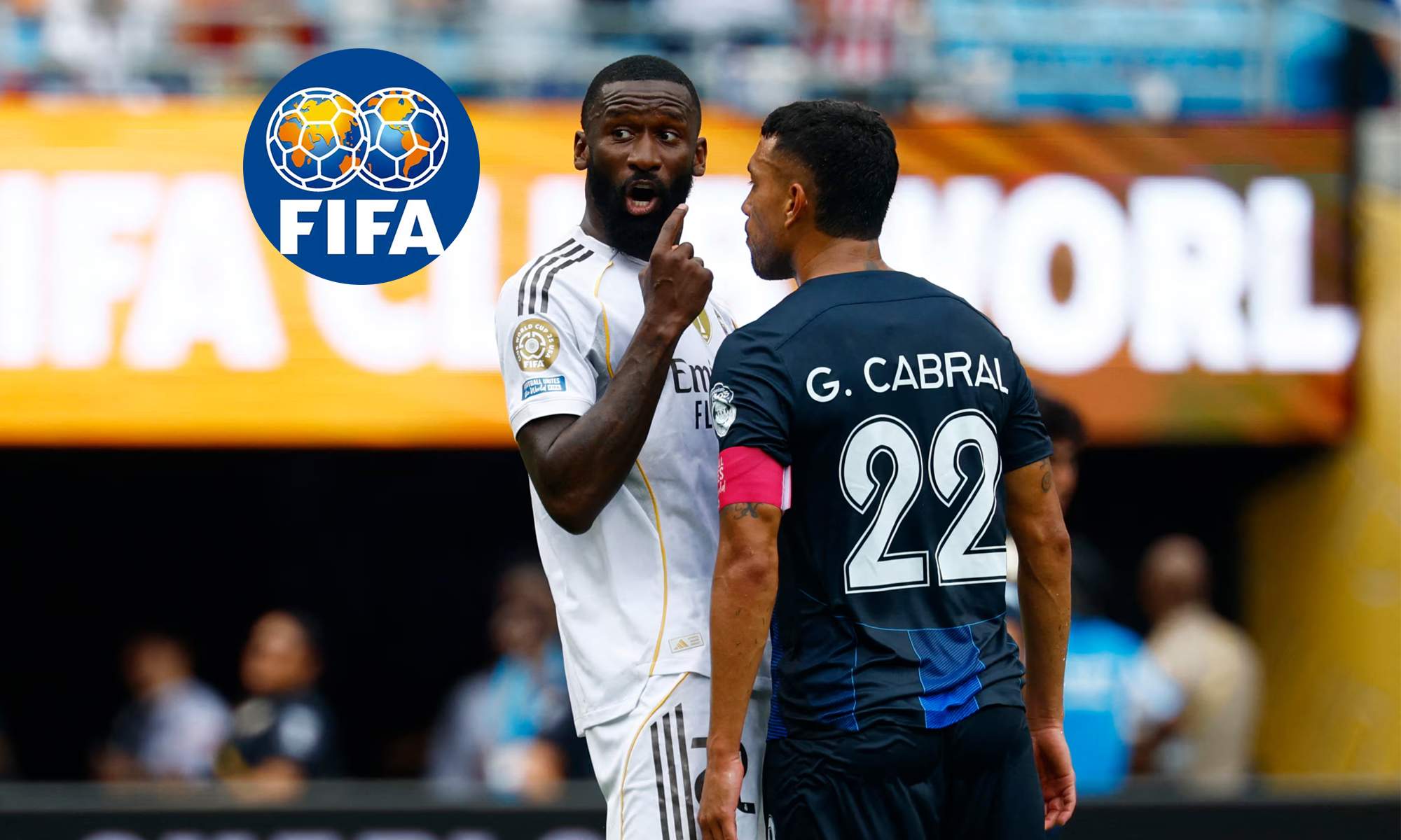 Antonio Rüdiger discutiendo con Gustavo Cabral en el Mundial de Clubes.