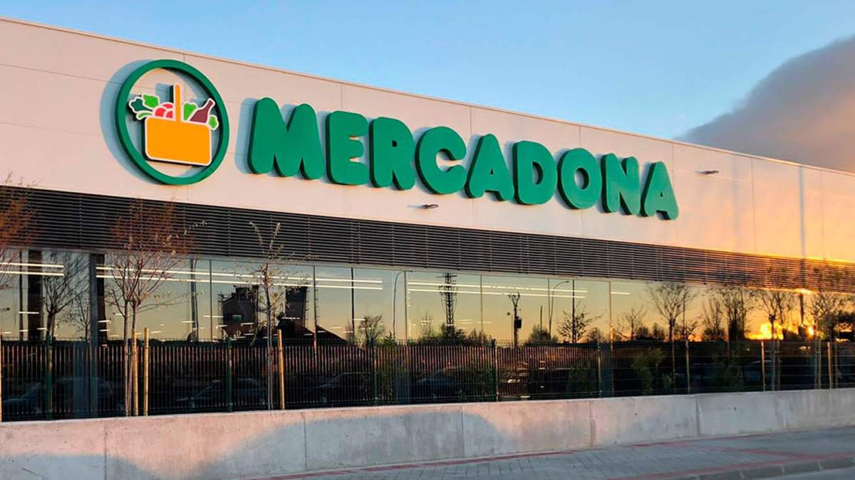 Un supermercado de Mercadona en España. Un supermercado de Mercadona en España.